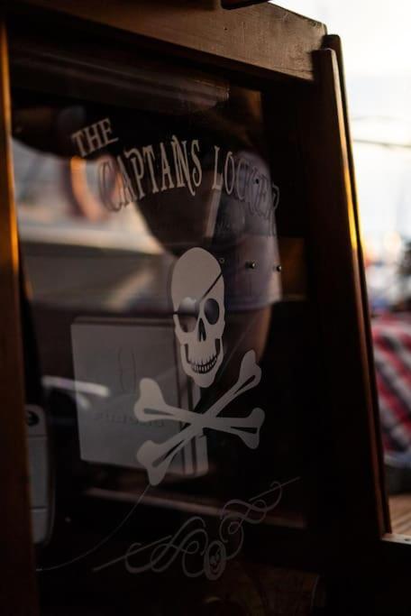 The Captains Locker - 30Ft Yacht San Miguel de Abona Zewnętrze zdjęcie