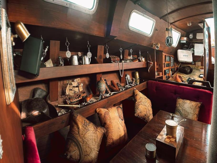 The Captains Locker - 30Ft Yacht San Miguel de Abona Zewnętrze zdjęcie