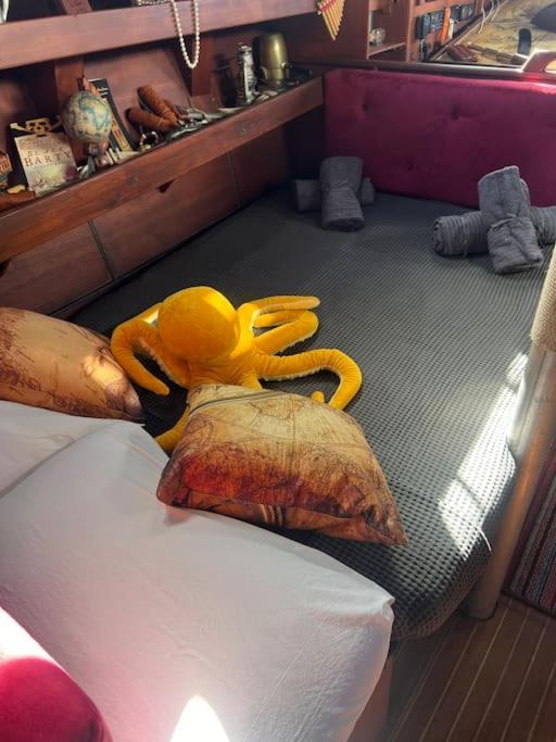 The Captains Locker - 30Ft Yacht San Miguel de Abona Zewnętrze zdjęcie