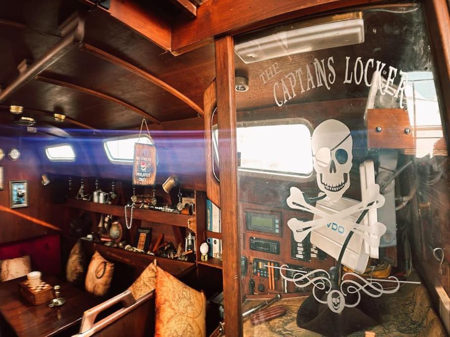 The Captains Locker - 30Ft Yacht San Miguel de Abona Zewnętrze zdjęcie