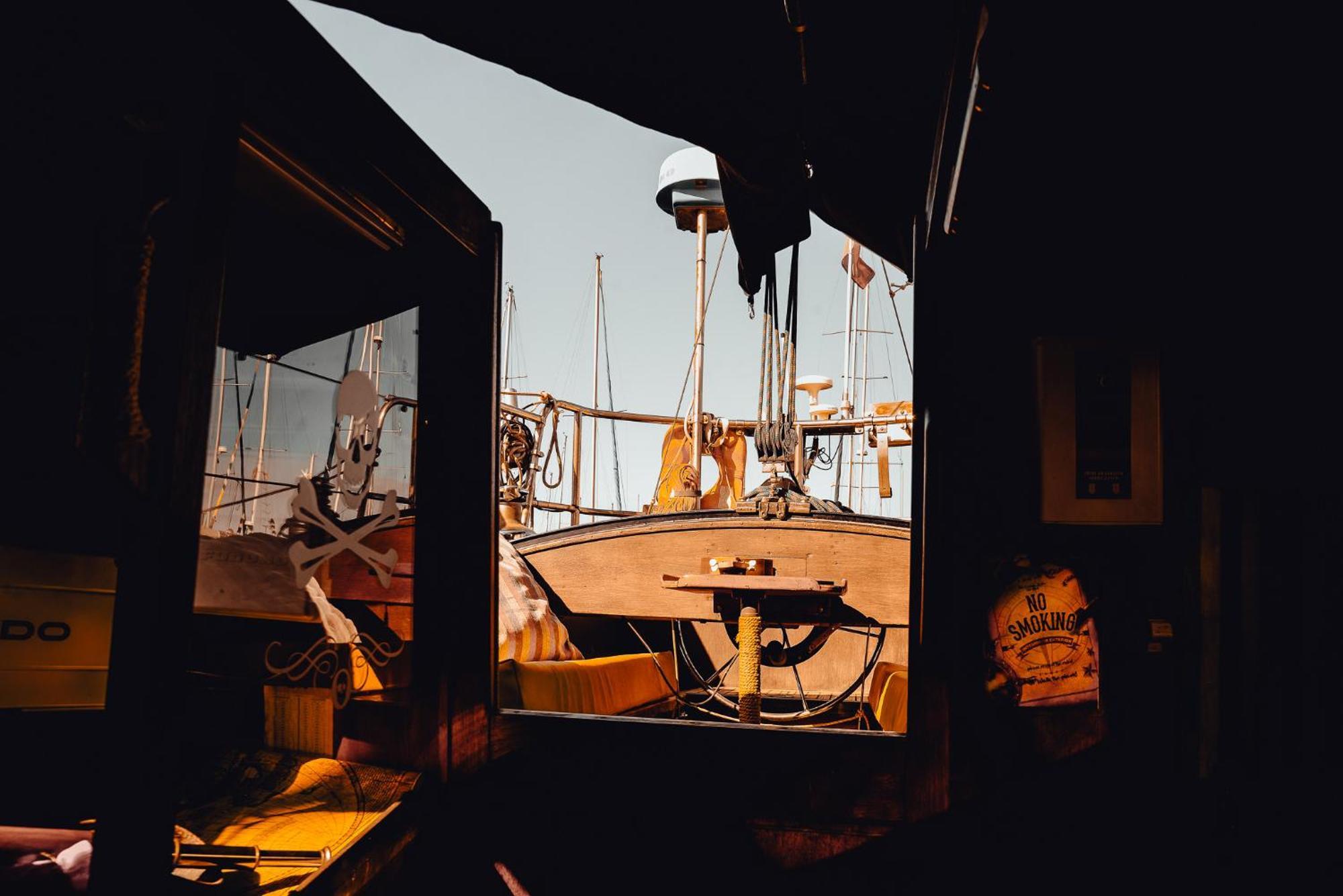 The Captains Locker - 30Ft Yacht San Miguel de Abona Zewnętrze zdjęcie