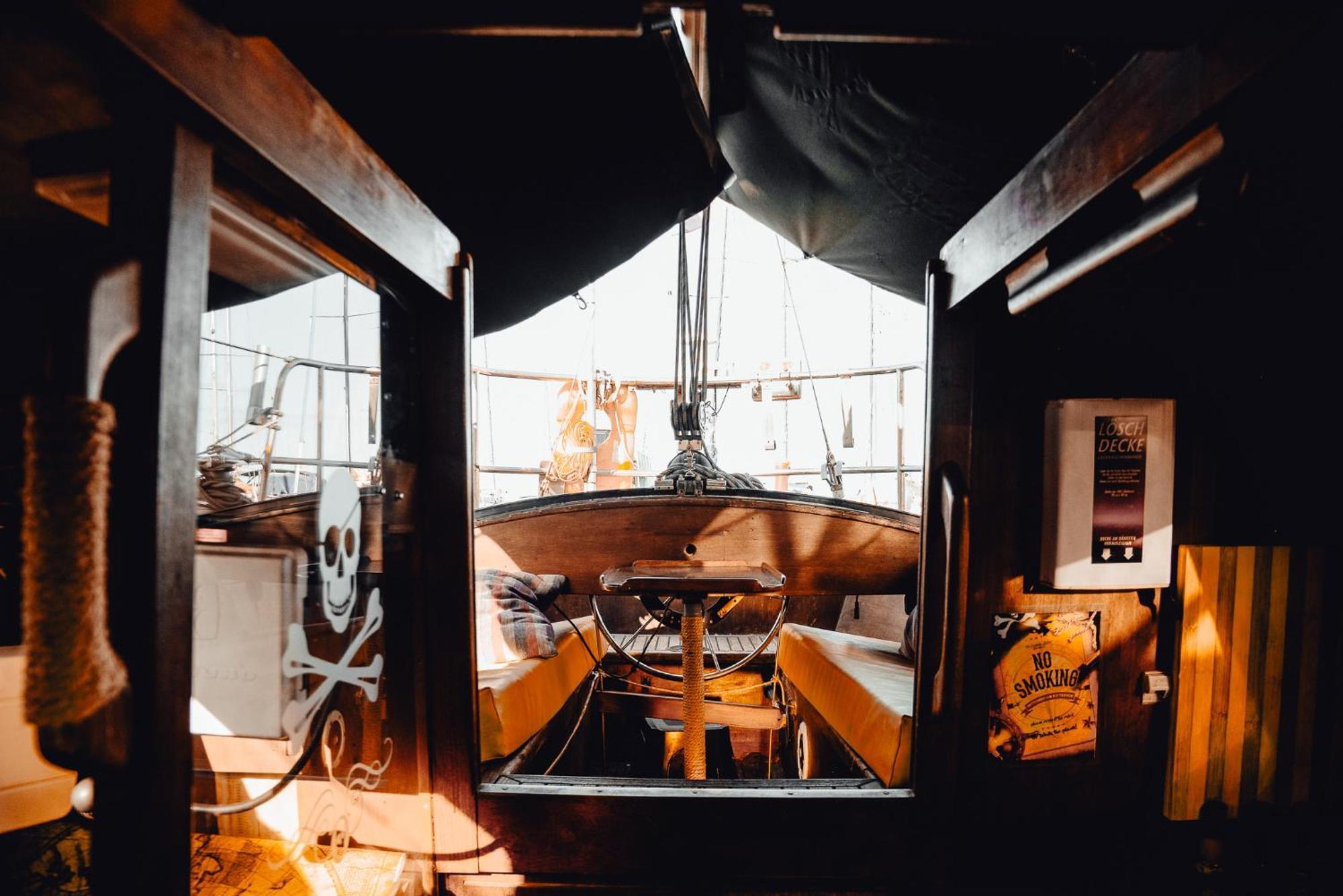 The Captains Locker - 30Ft Yacht San Miguel de Abona Zewnętrze zdjęcie